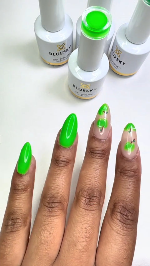 tk@leyanails - Green Apple Delight